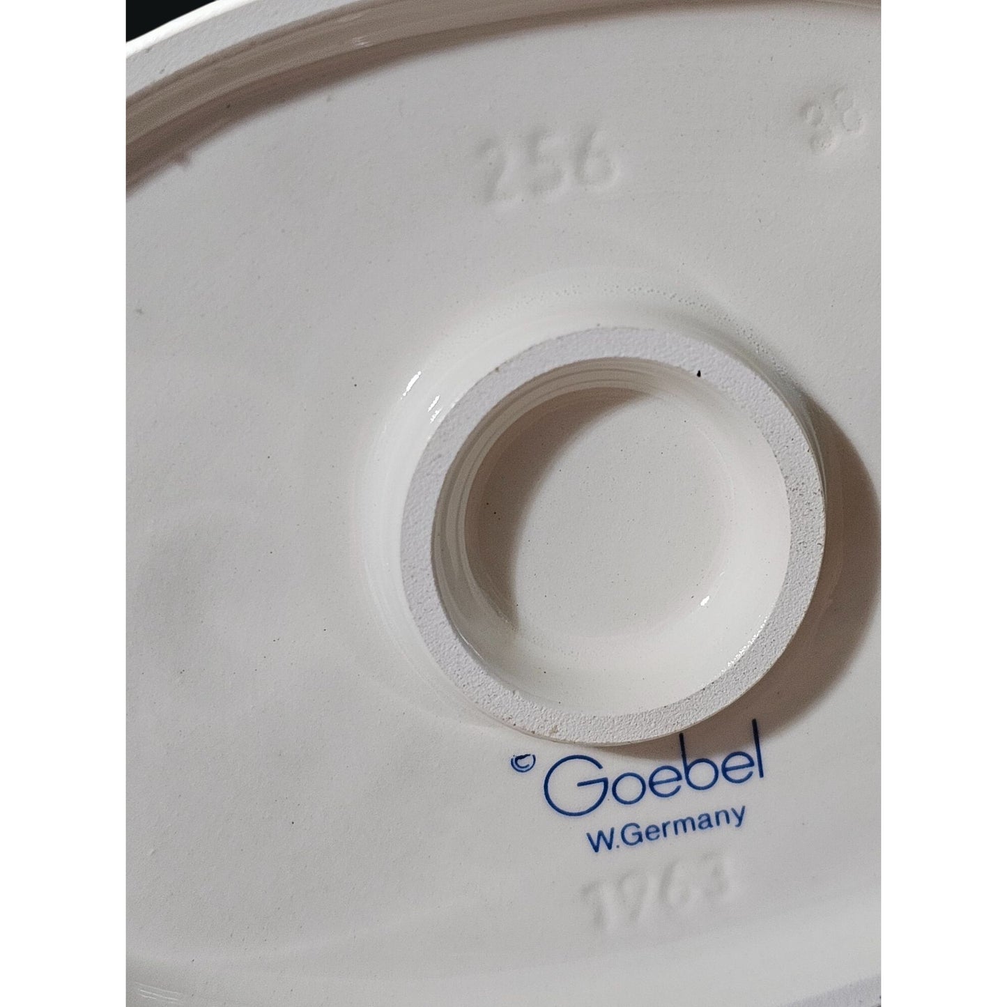 Hummel Goebel Figurine "Knitting Lesson" Two Girls 7.25" Porcelain Collectible