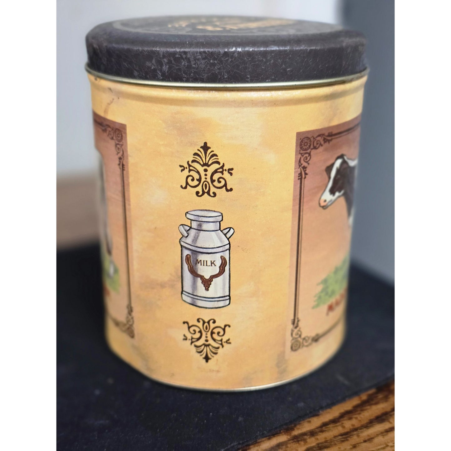 1993 Hershey's Tin Can