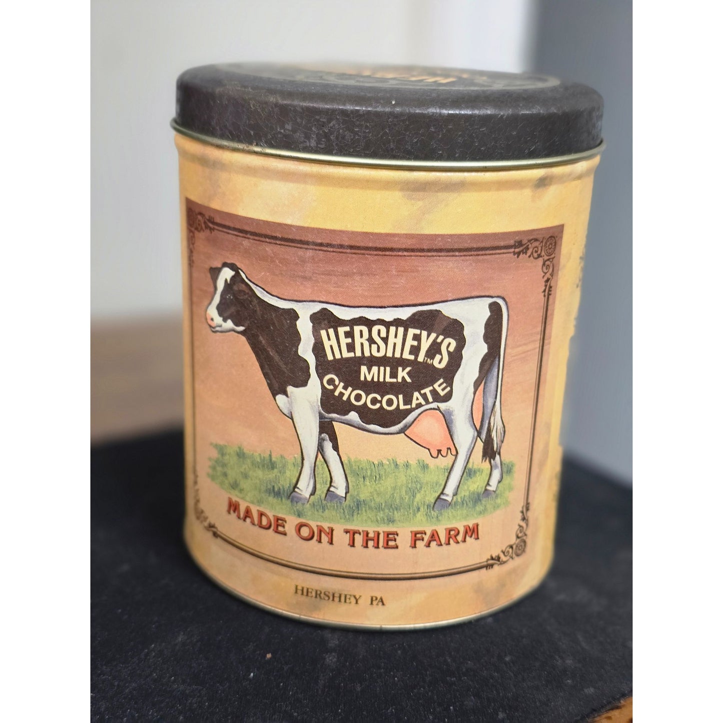1993 Hershey's Tin Can