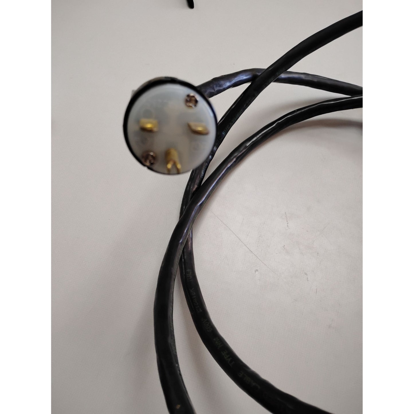 Heavy-Duty 3-Prong Extension Cord With Male & Female End