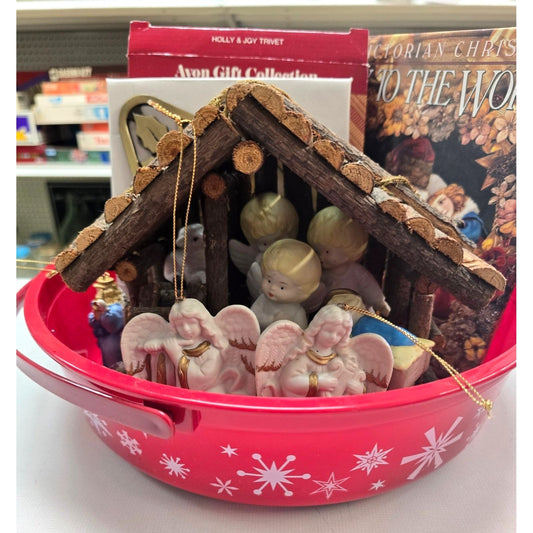 Avon Christmas Nativity Set With Angels Manger & Books In Festive Red Snowflake Bowl