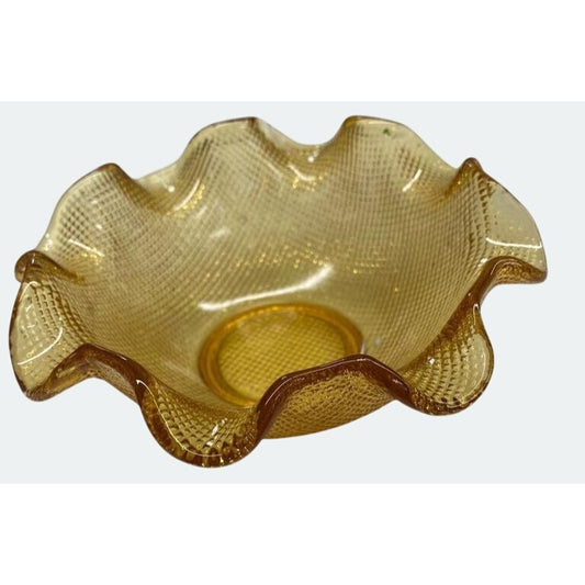 Ruffled Edge Bowl