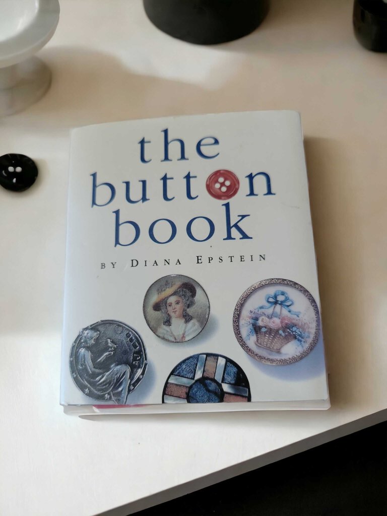 THE Button Book Mini Hardcover 1996