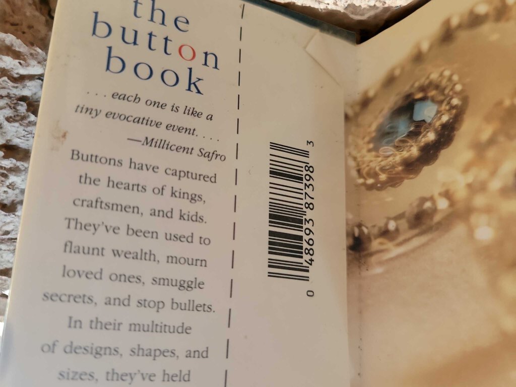 THE Button Book Mini Hardcover 1996