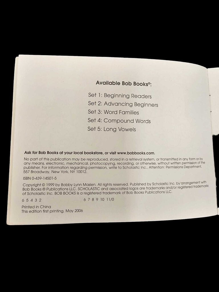 Pip and Pog by Bobby Lynn Maslen Paperback Bob Books Set 2 Book 3