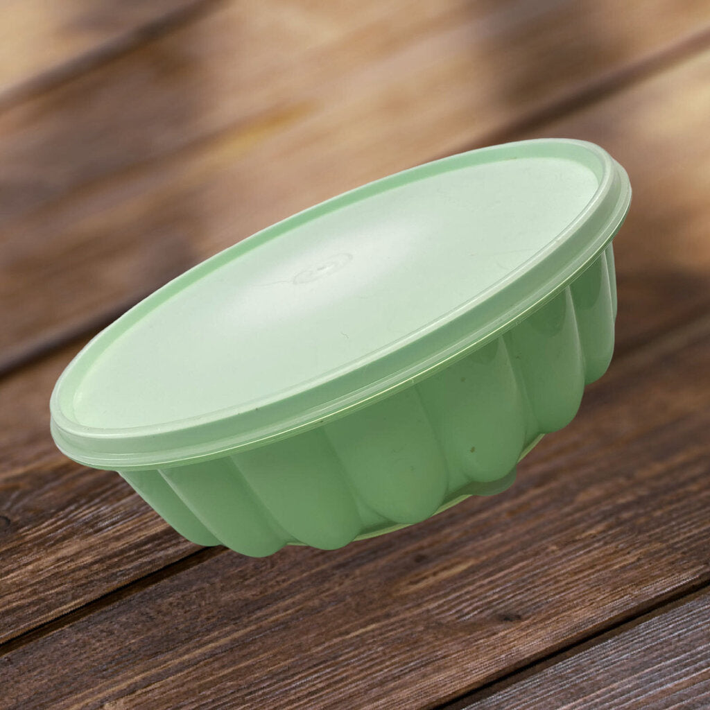 Tupperware Jello Mold Ring Mint Green