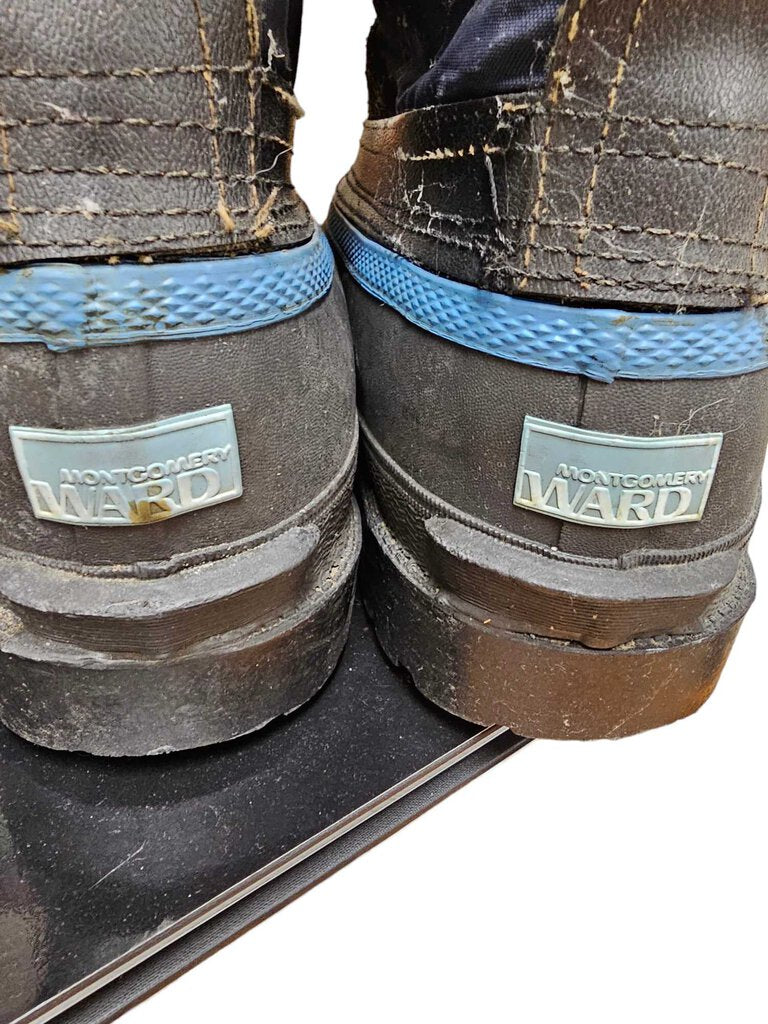 Vintage Montgomery Ward Blue White Snow Boot Steel Shank Size 9