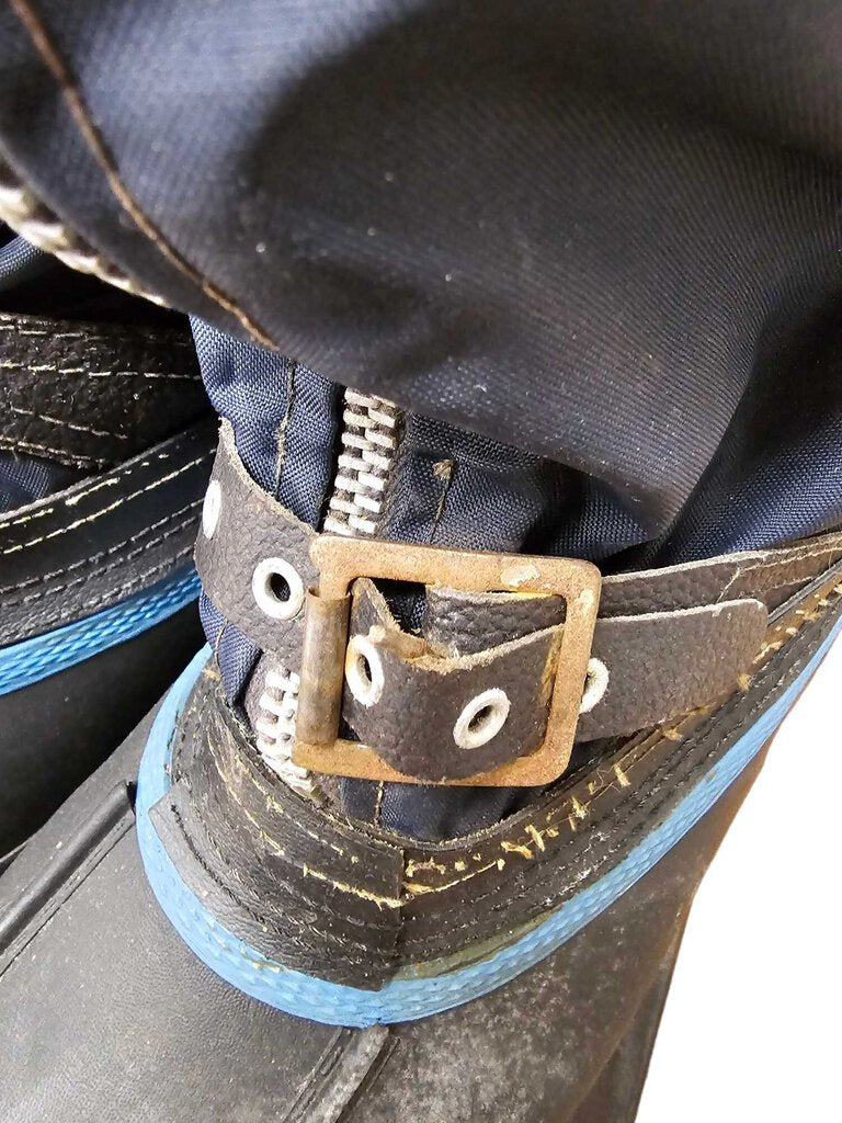 Vintage Montgomery Ward Blue White Snow Boot Steel Shank Size 9