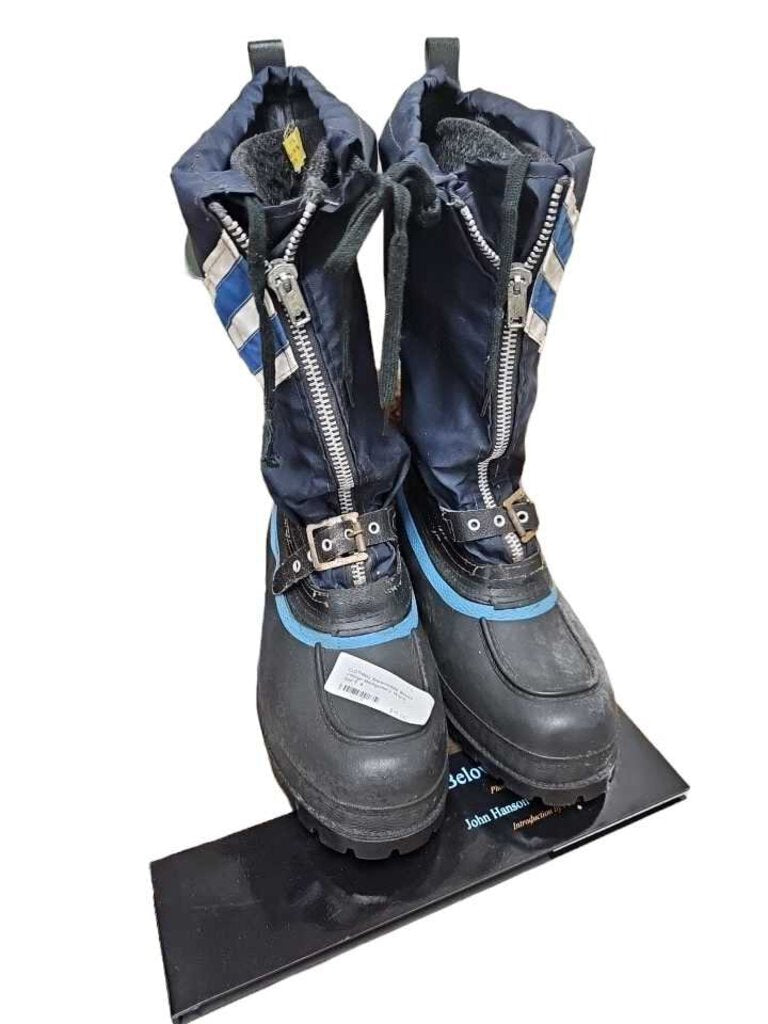 Vintage Montgomery Ward Blue White Snow Boot Steel Shank Size 9