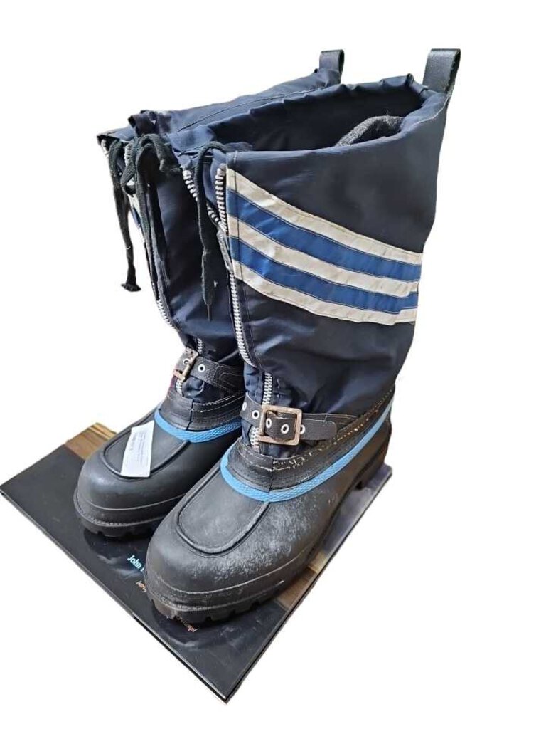 Vintage Montgomery Ward Blue White Snow Boot Steel Shank Size 9